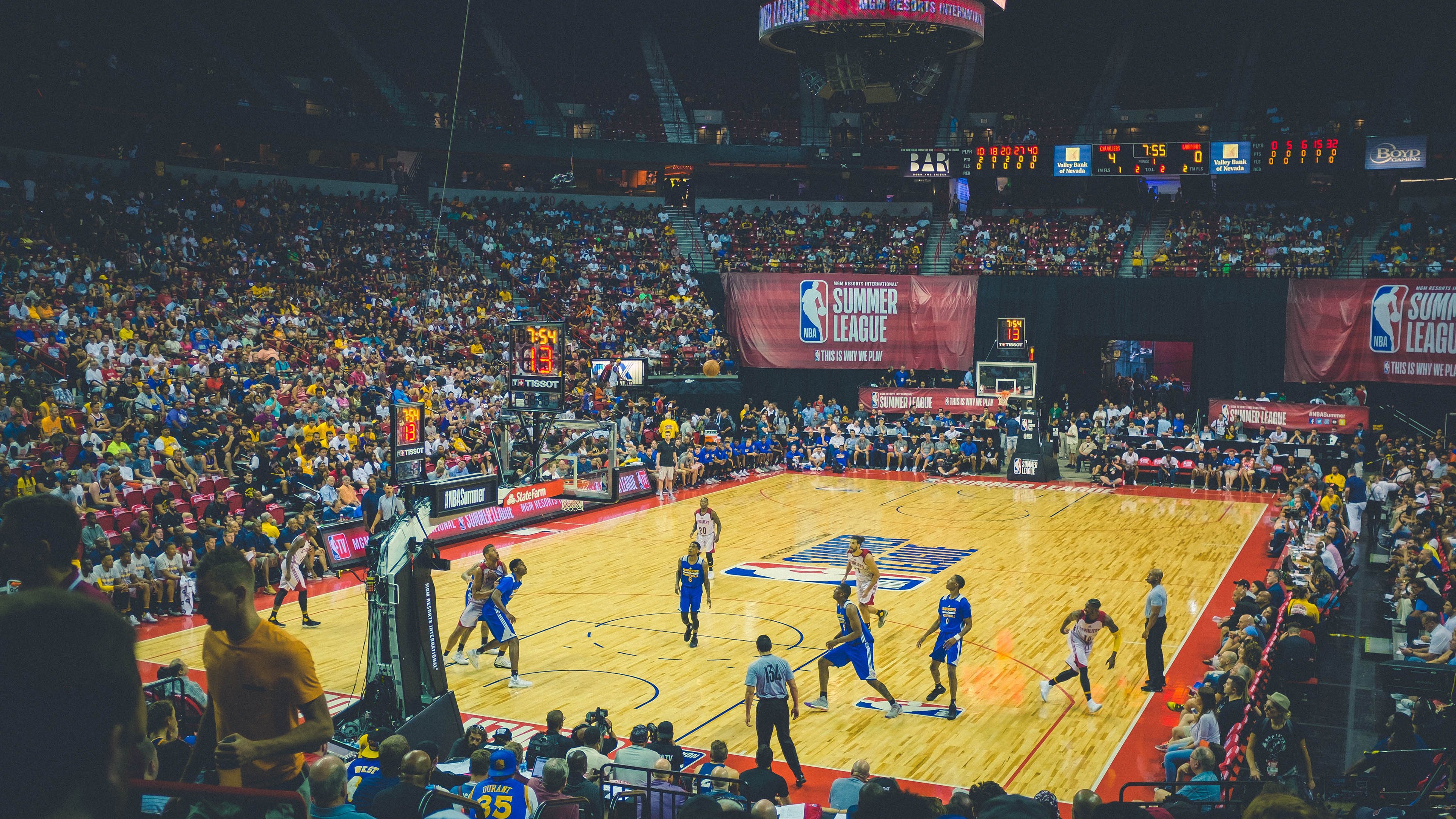 破纪录时刻：历史上的NBA惊人瞬间回顾，nba 纪录